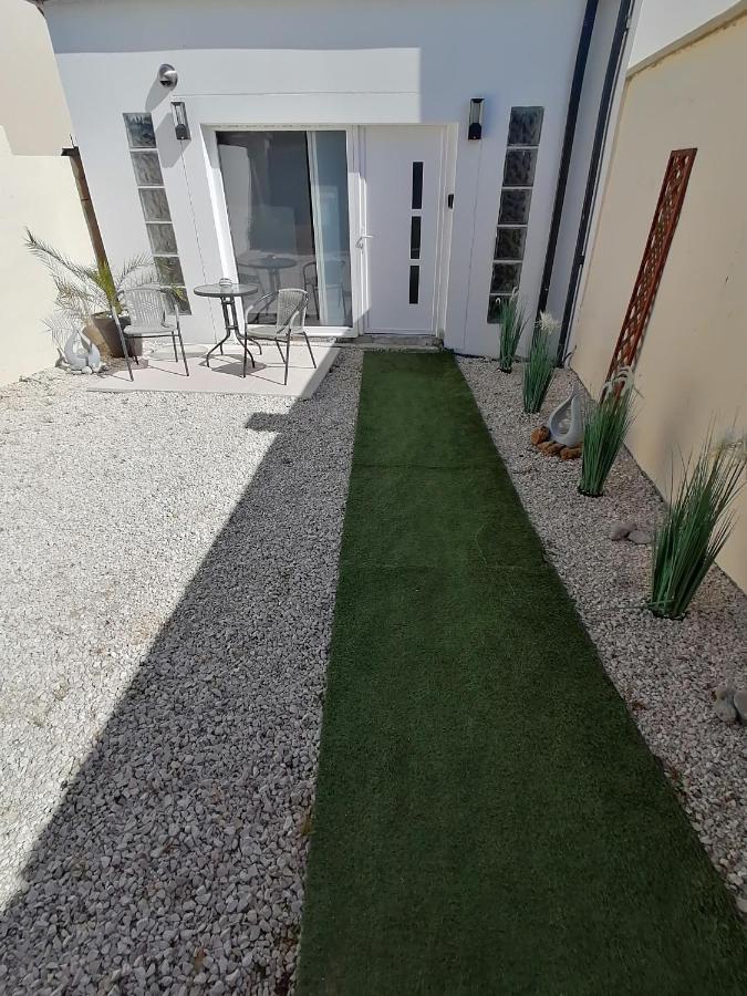 Coconpresdisney Apartment Chambry Екстериор снимка